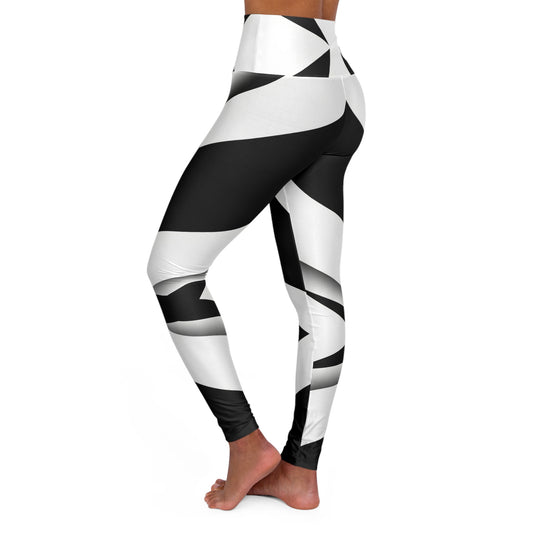 Monochrome Maze High-Waist Yoga Leggings - Bold Black & White