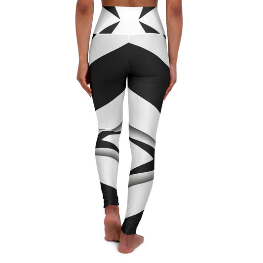 Monochrome Maze High-Waist Yoga Leggings - Bold Black & White